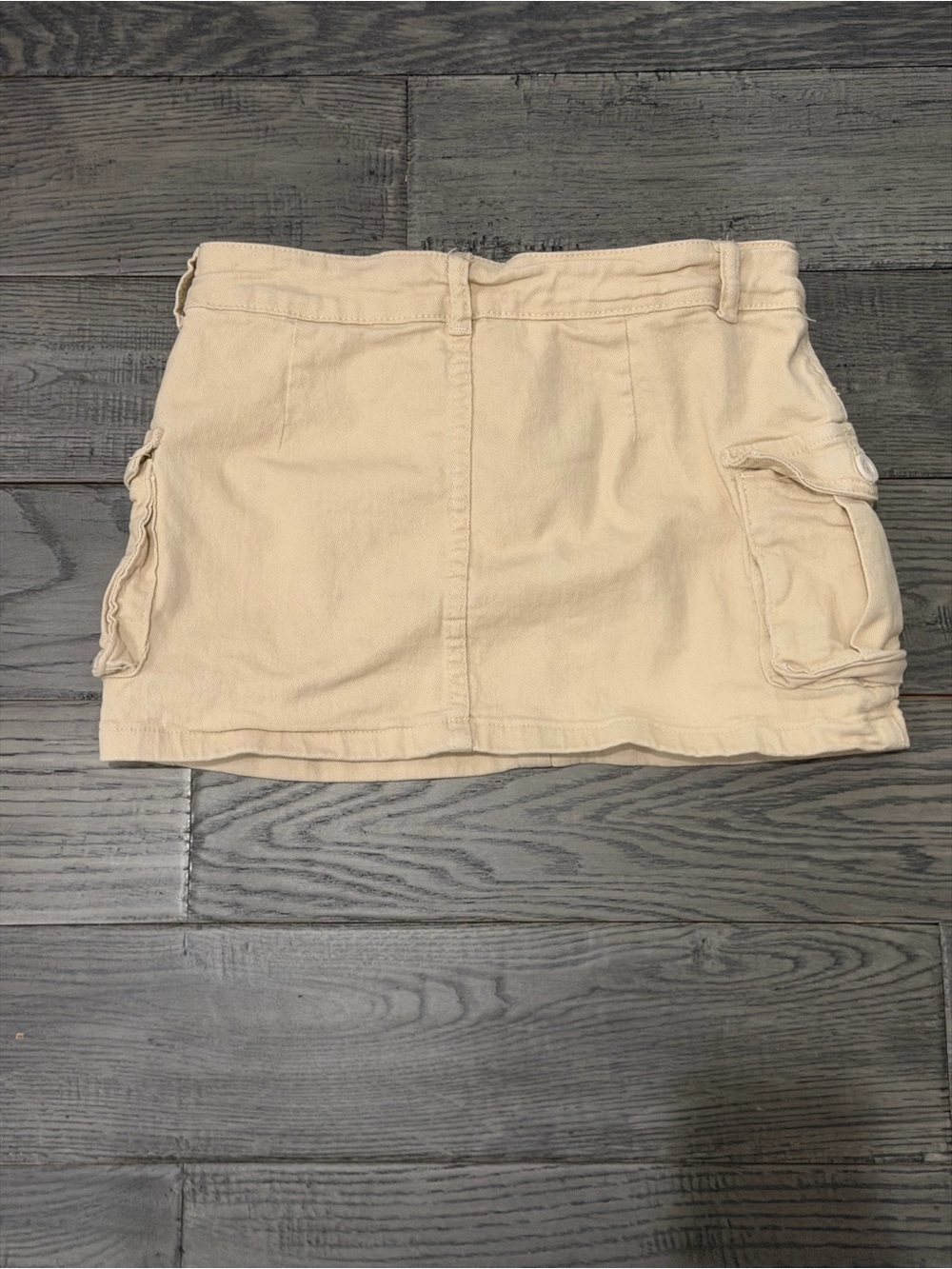 Women's Mini Cargo Skirt in Light Beige - Picture 3 of 3